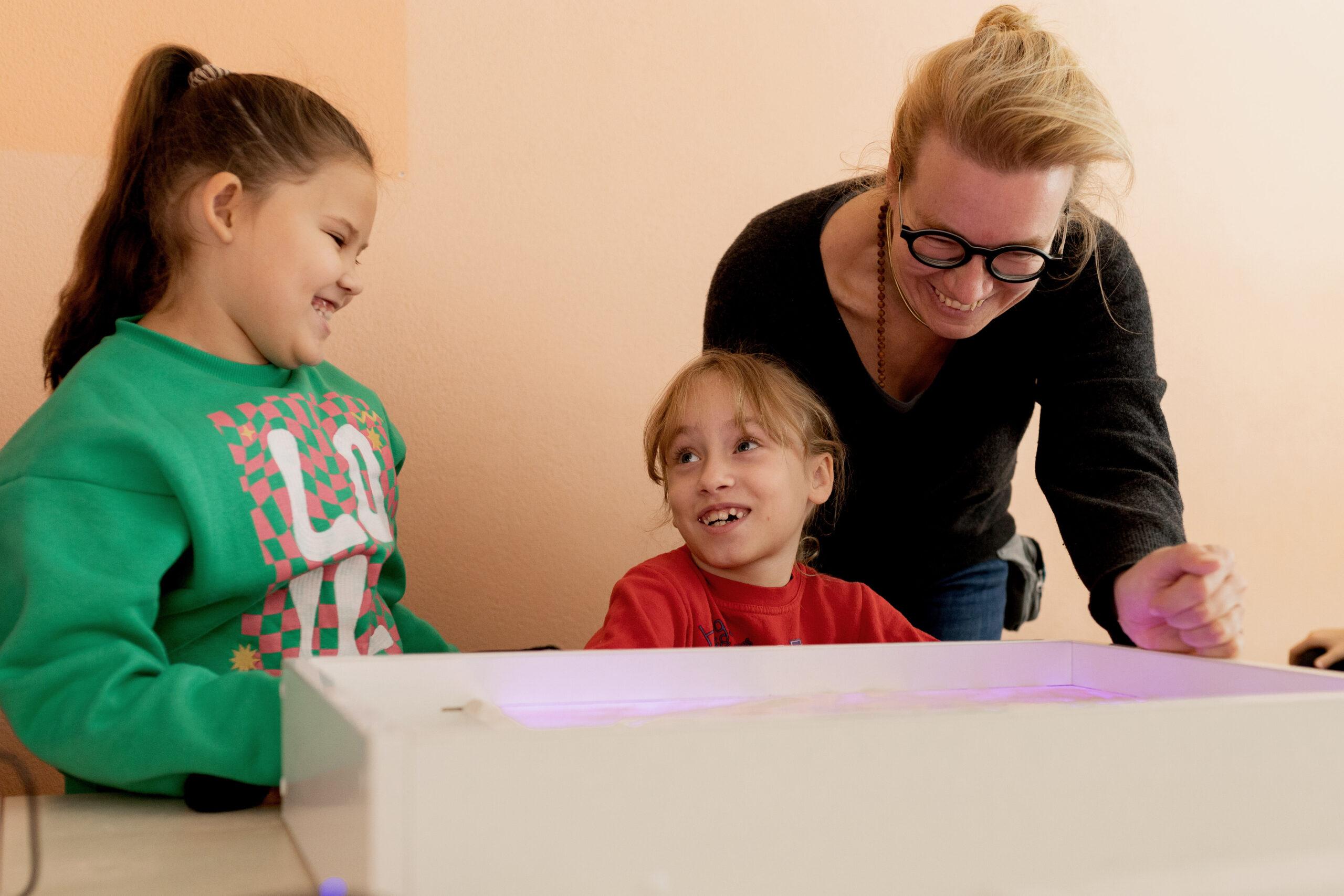Hilfe für Kinderzentren in Charkiw und Dnipro